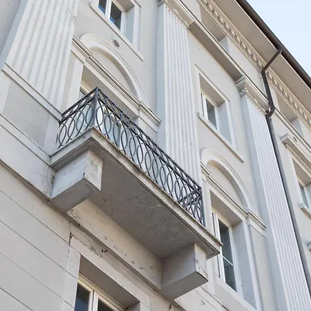 Hurban Barriera Apartment Trieste